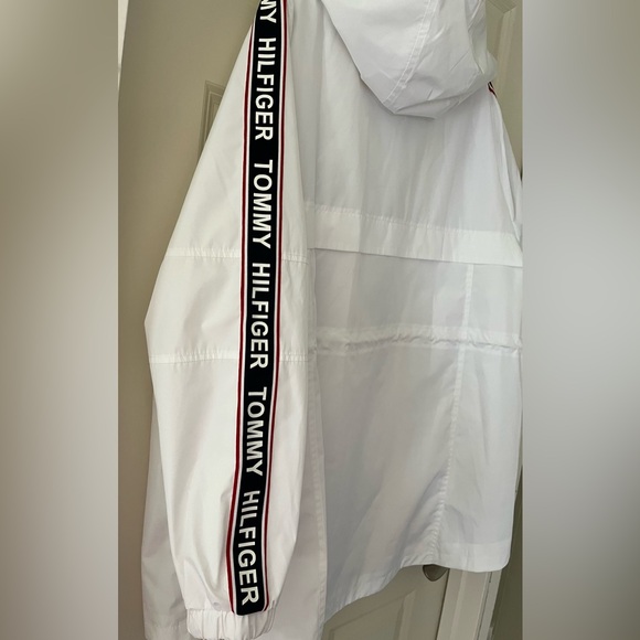 Women’s Tommy Hilfiger White Long hooded Windbreaker Jacket XXL Coat - Picture 8 of 11